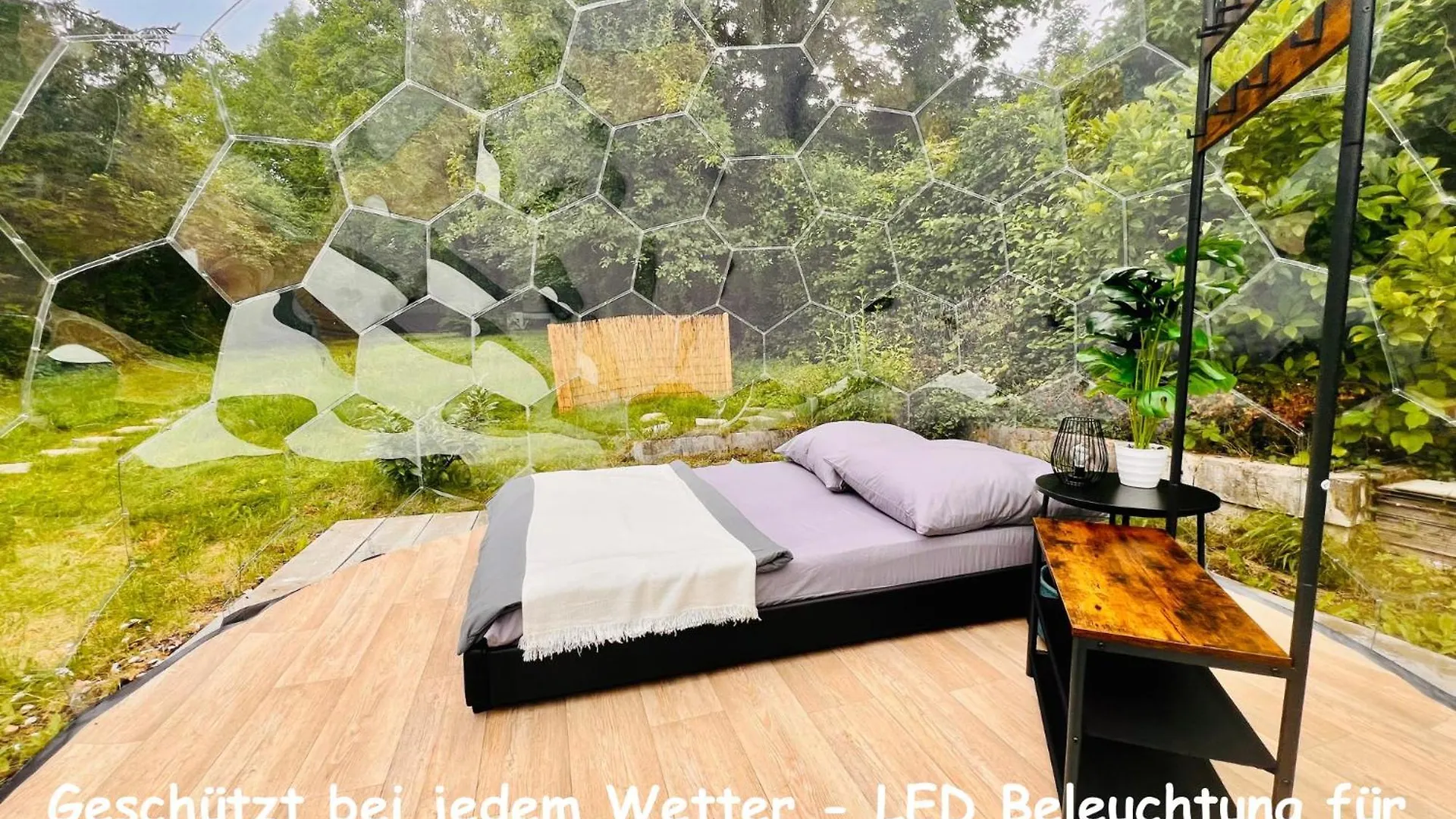 Schlafen Unter Den Sternen - Beheiztes Bubble Tent 美因河畔法兰克福 0*,  德国